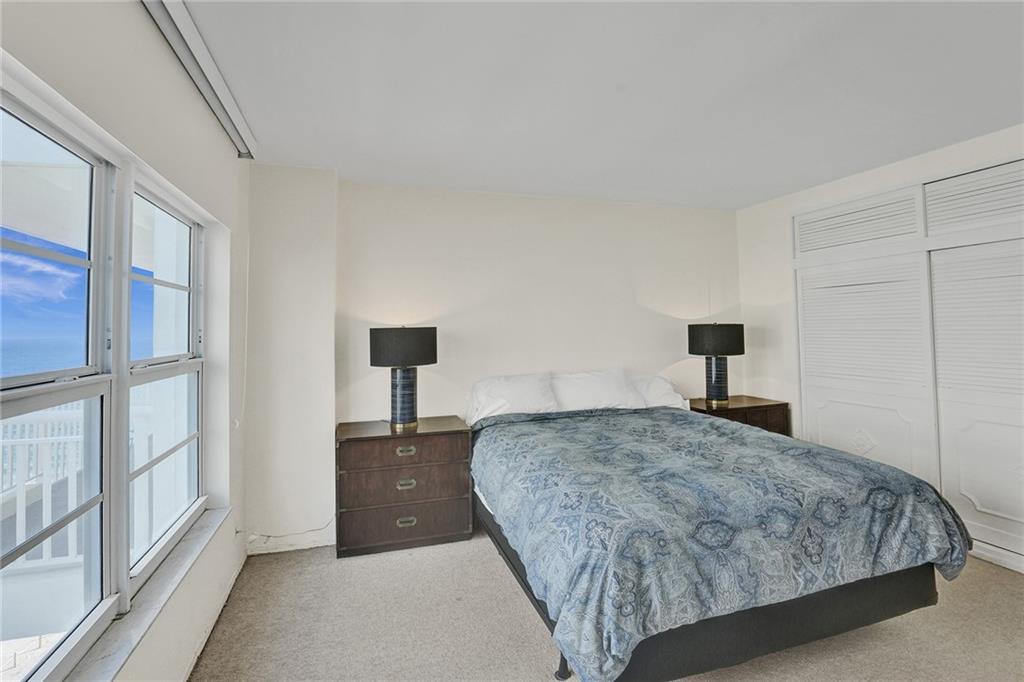 REGENCY TOWER CONDO - Residential