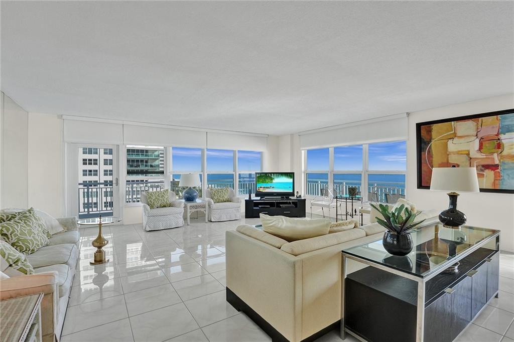 REGENCY TOWER CONDO - Residential