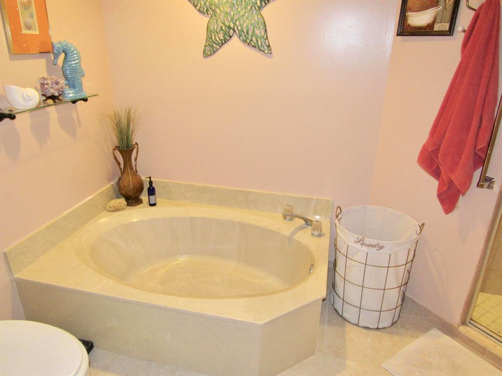 MONTEGO COVE - Residential