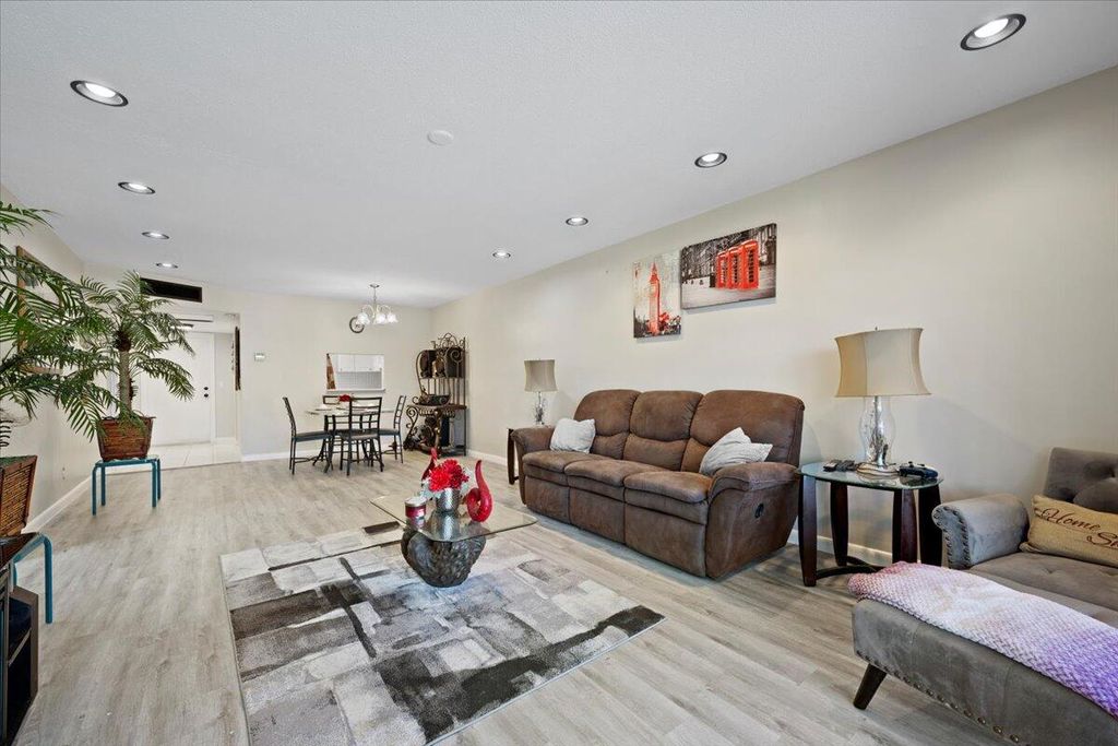 Photo of 419 Us Highway 1 207 #207, North Palm Beach, FL 33408 (MLS # R11024856)