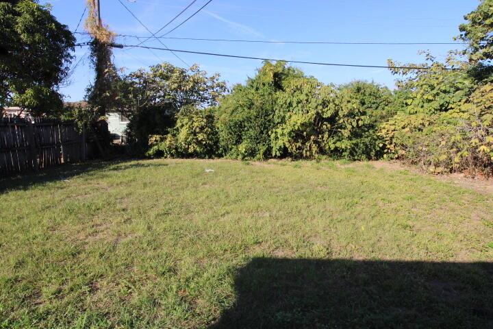 BLUE HERON PARK 4 - Residential Lease