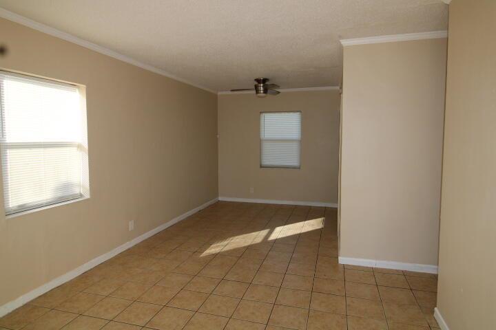 BLUE HERON PARK 4 - Residential Lease