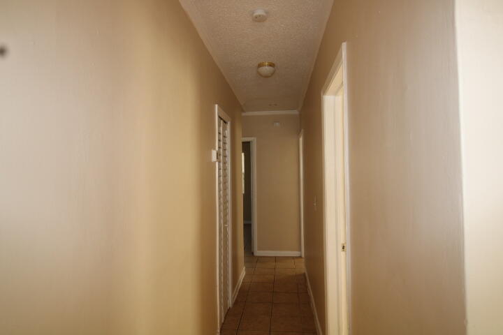 BLUE HERON PARK 4 - Residential Lease