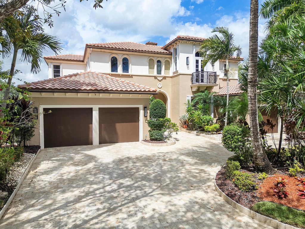 Photo of 7169 NW 127th Way, Parkland, FL 33076 (MLS # B26019407)