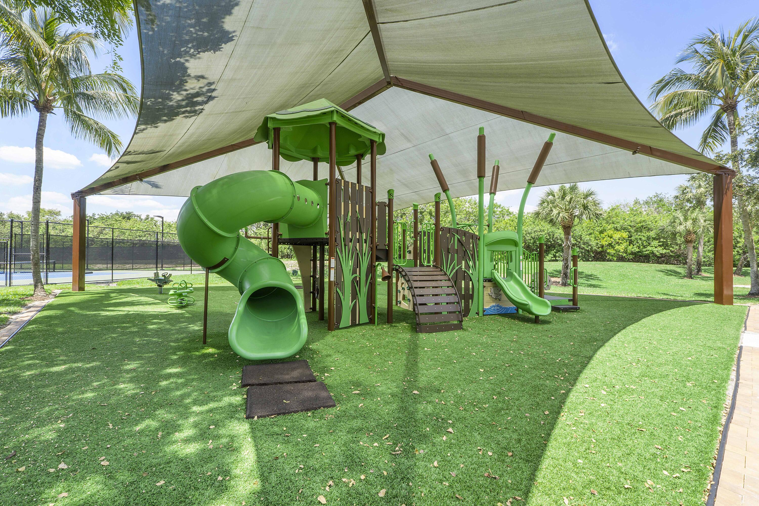 HERON BAY SEVEN & EIGHT - Residential