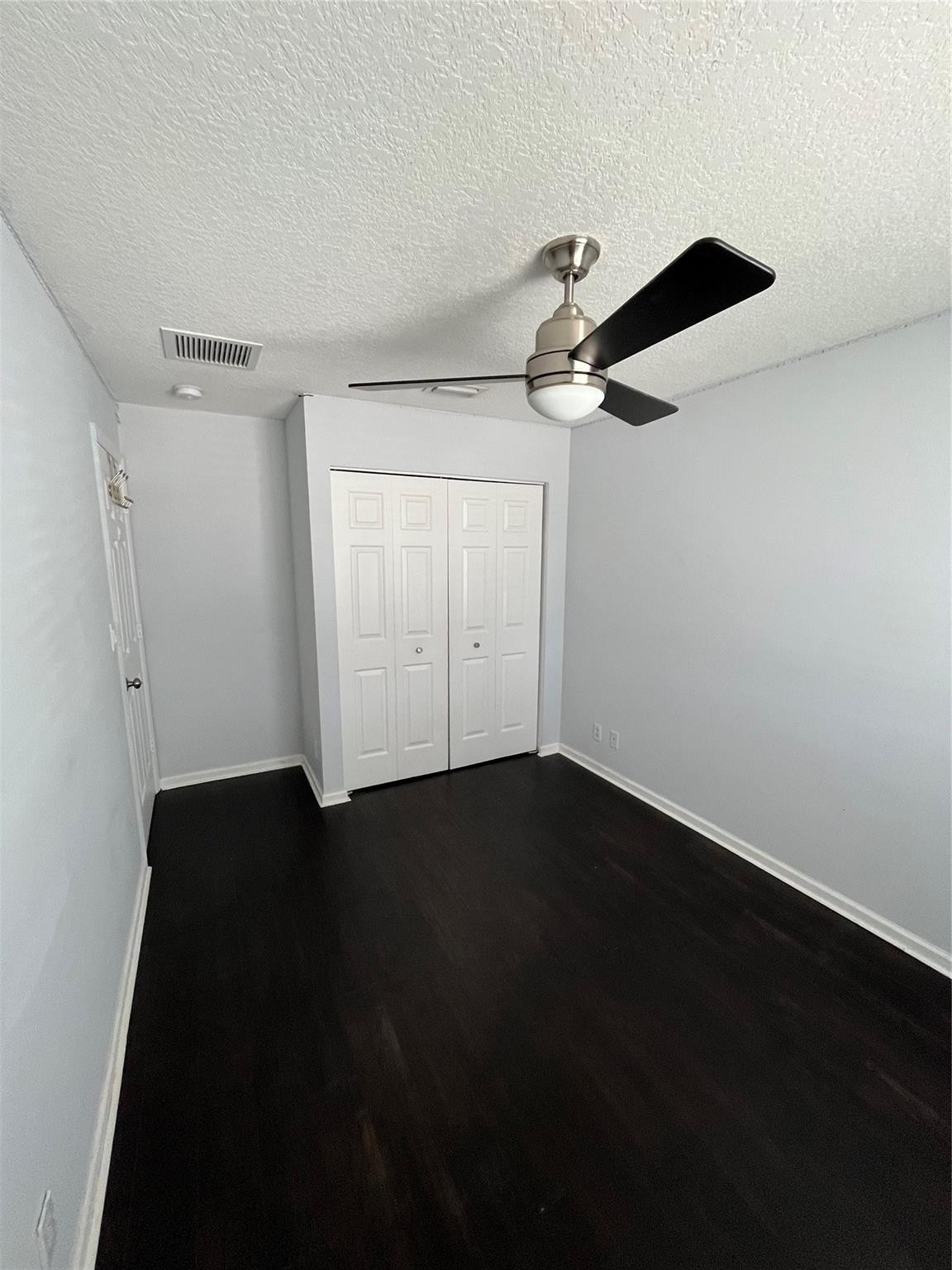 Coral Park Twnhms West Co - Residential Lease