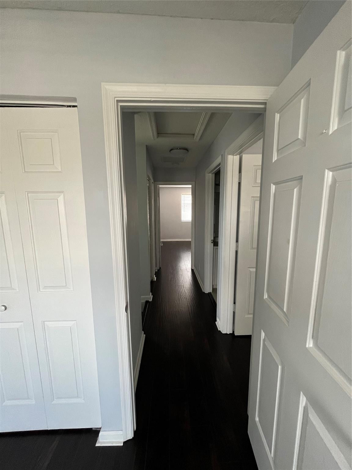 Coral Park Twnhms West Co - Residential Lease