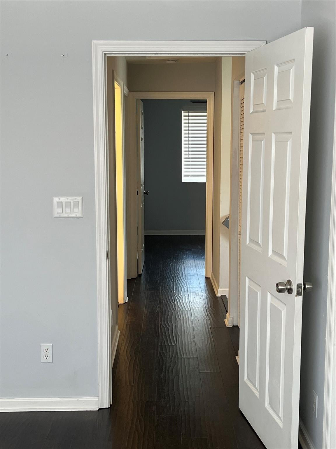 Coral Park Twnhms West Co - Residential Lease