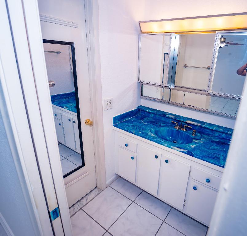 PINE POINT VILLAS CONDO - Residential