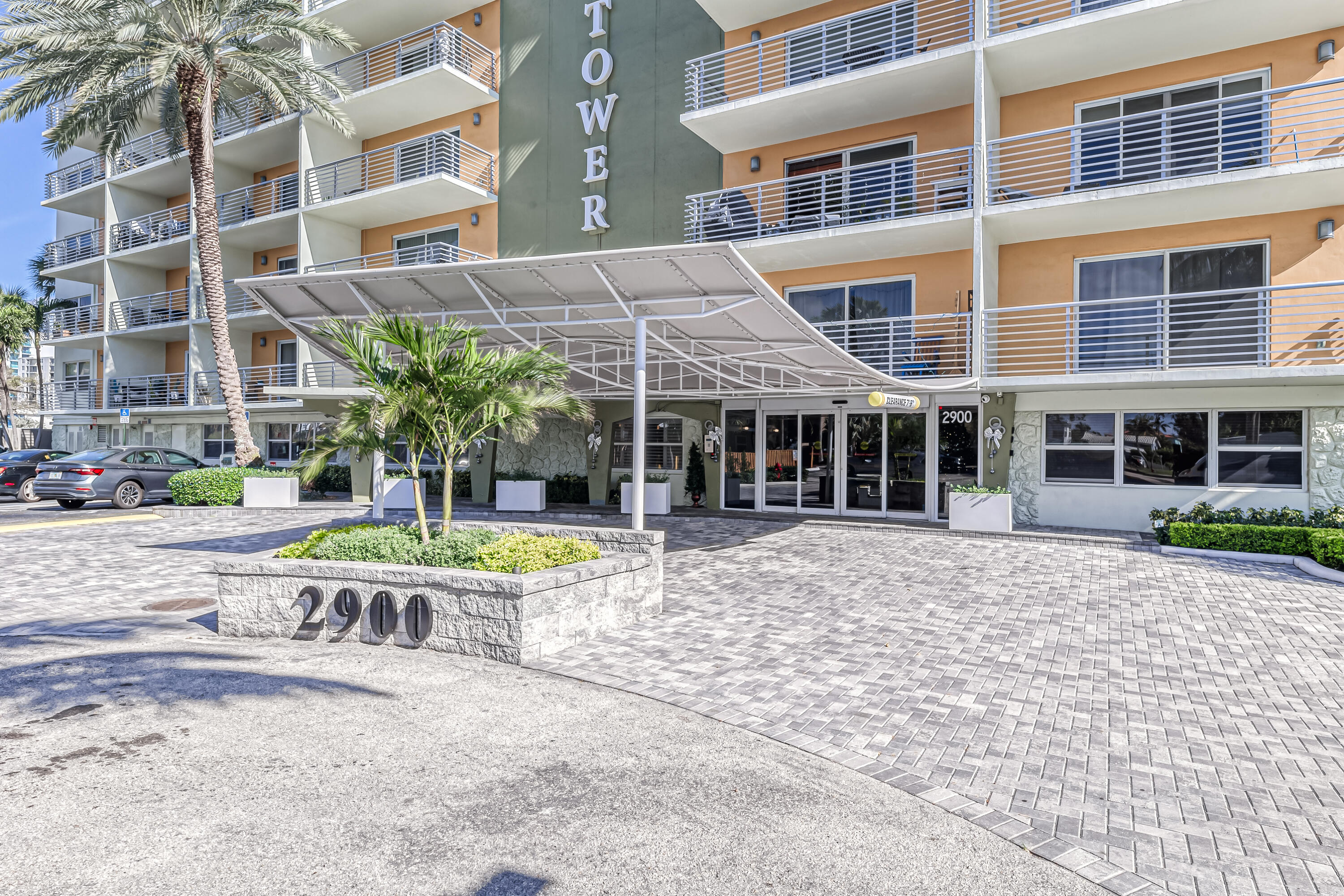 LAUDERDALE TOWER CONDO - Residential Lease