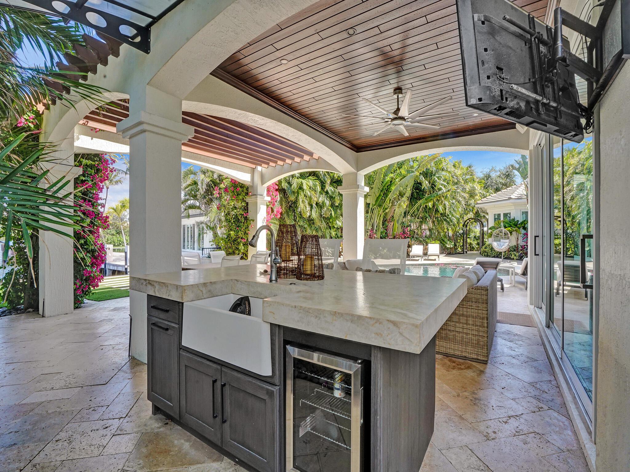 LAKE ROGERS - Residential