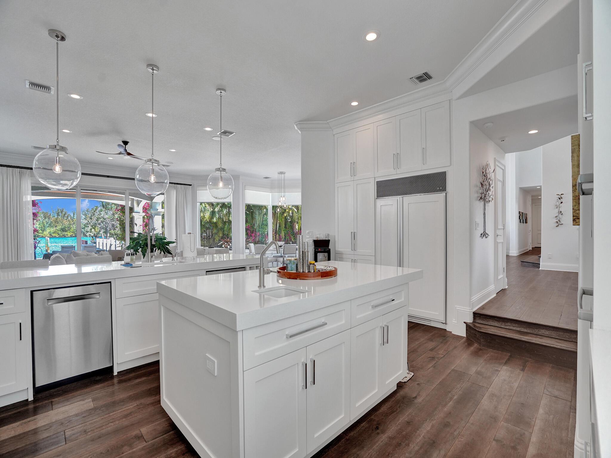 LAKE ROGERS - Residential