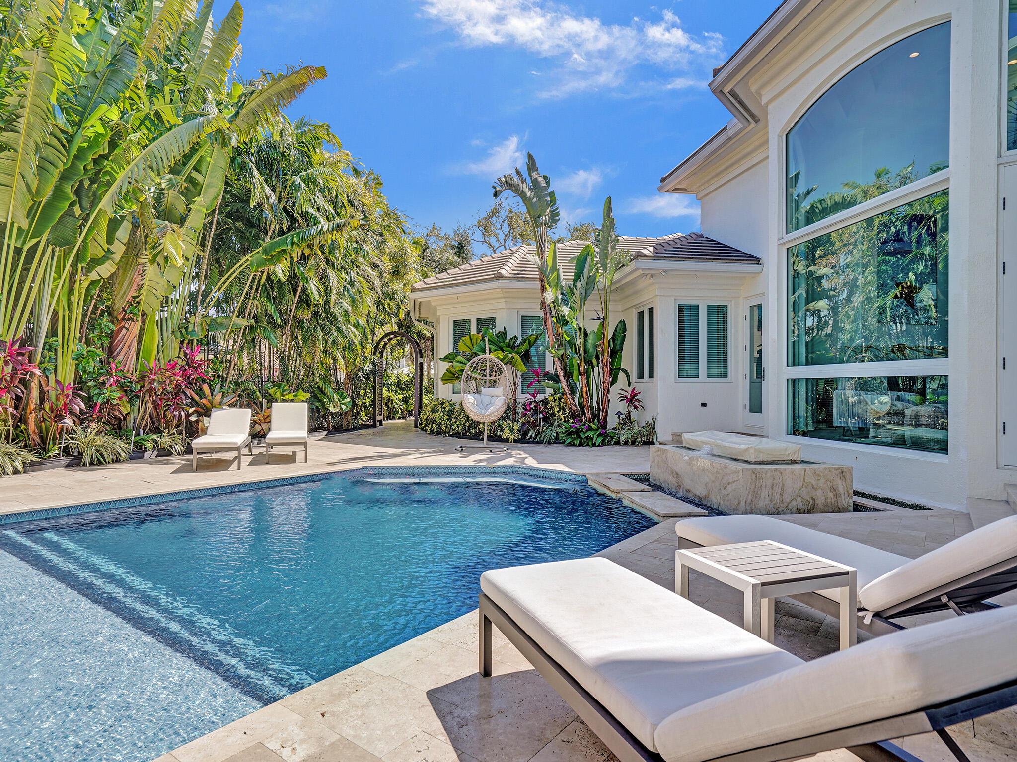 LAKE ROGERS - Residential