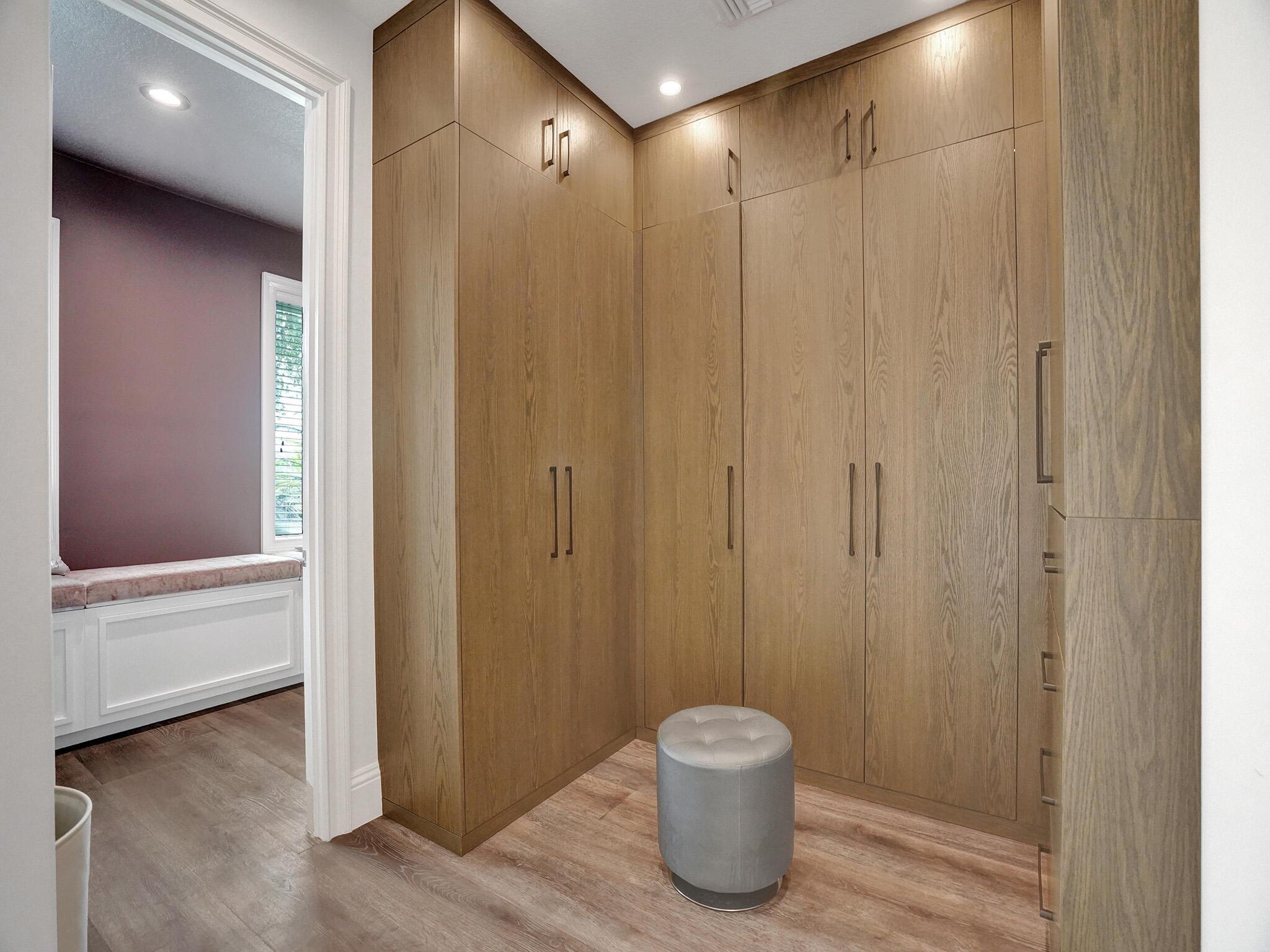 LAKE ROGERS - Residential