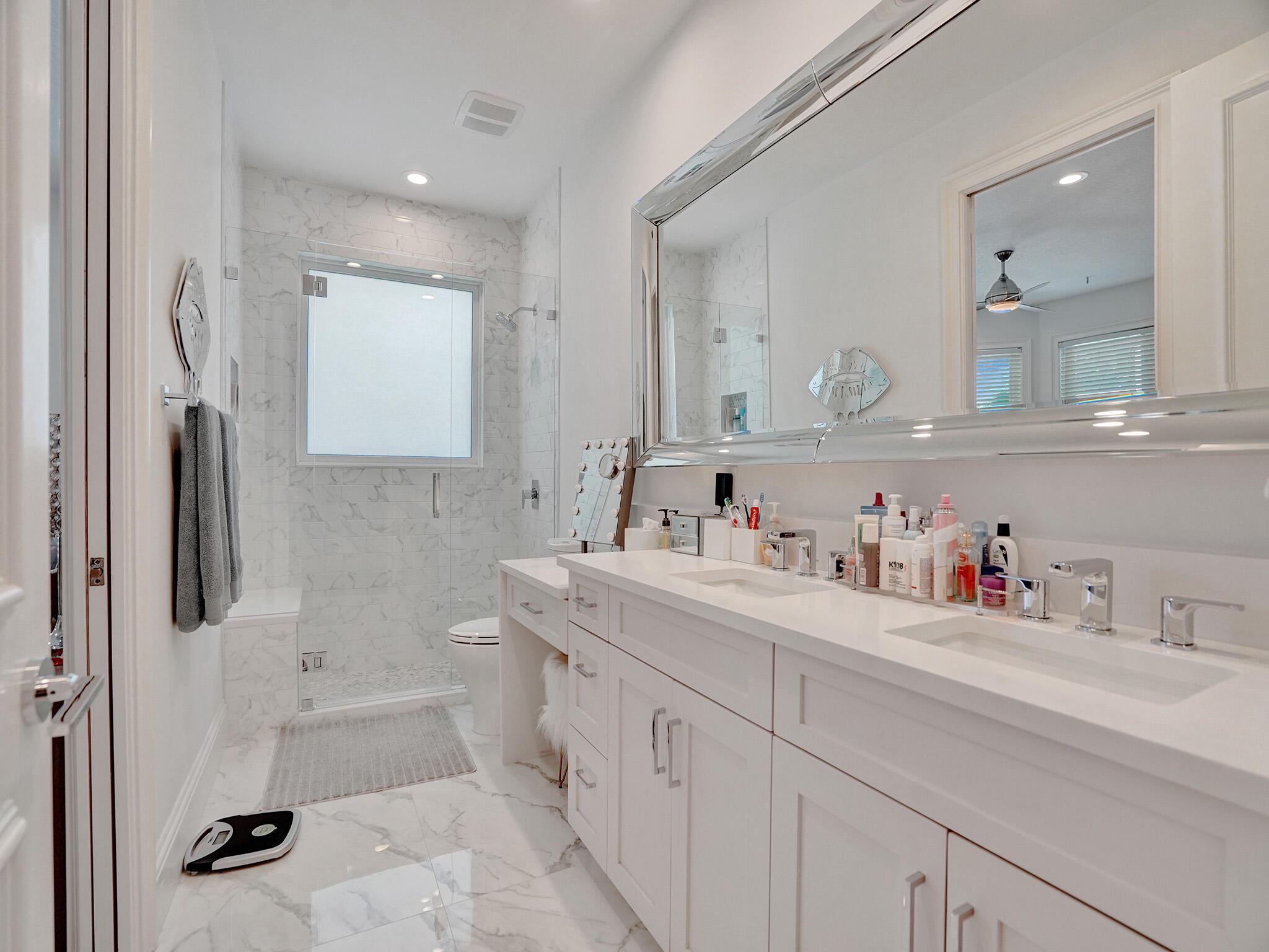 LAKE ROGERS - Residential