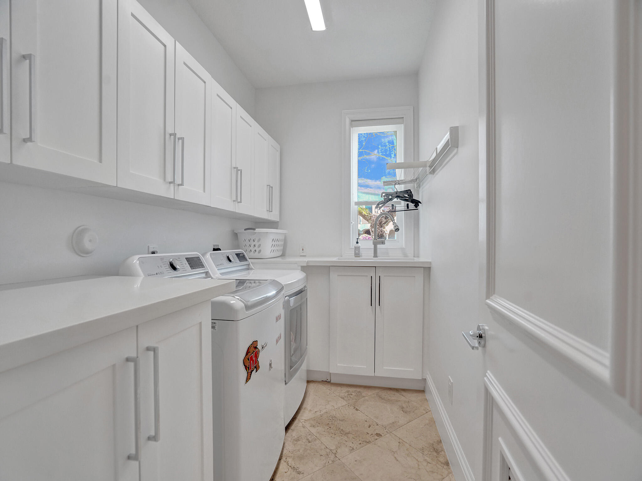 LAKE ROGERS - Residential