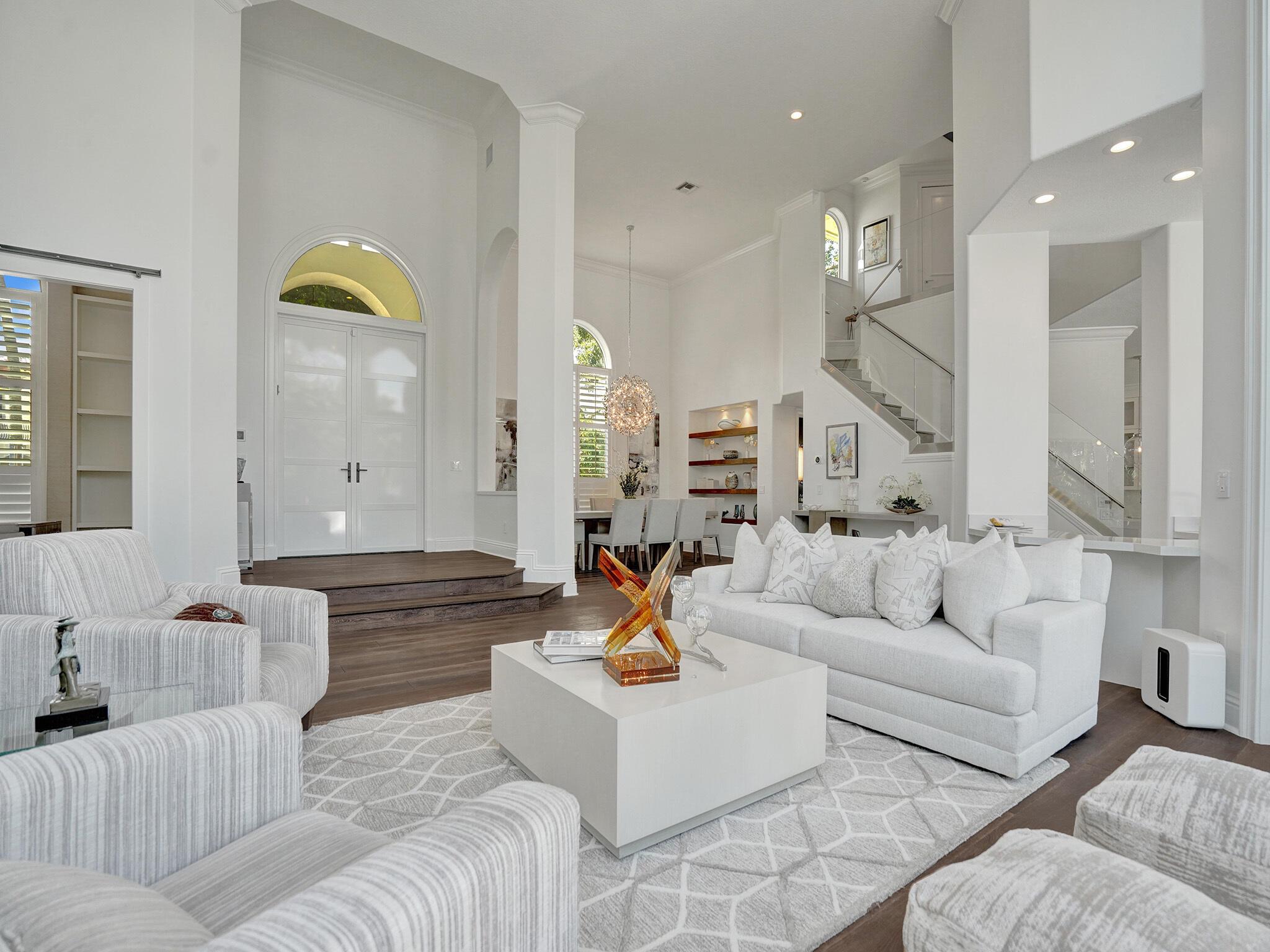 LAKE ROGERS - Residential