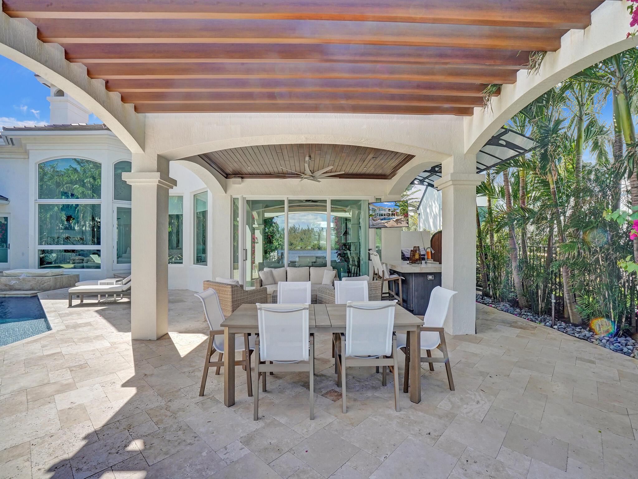 LAKE ROGERS - Residential