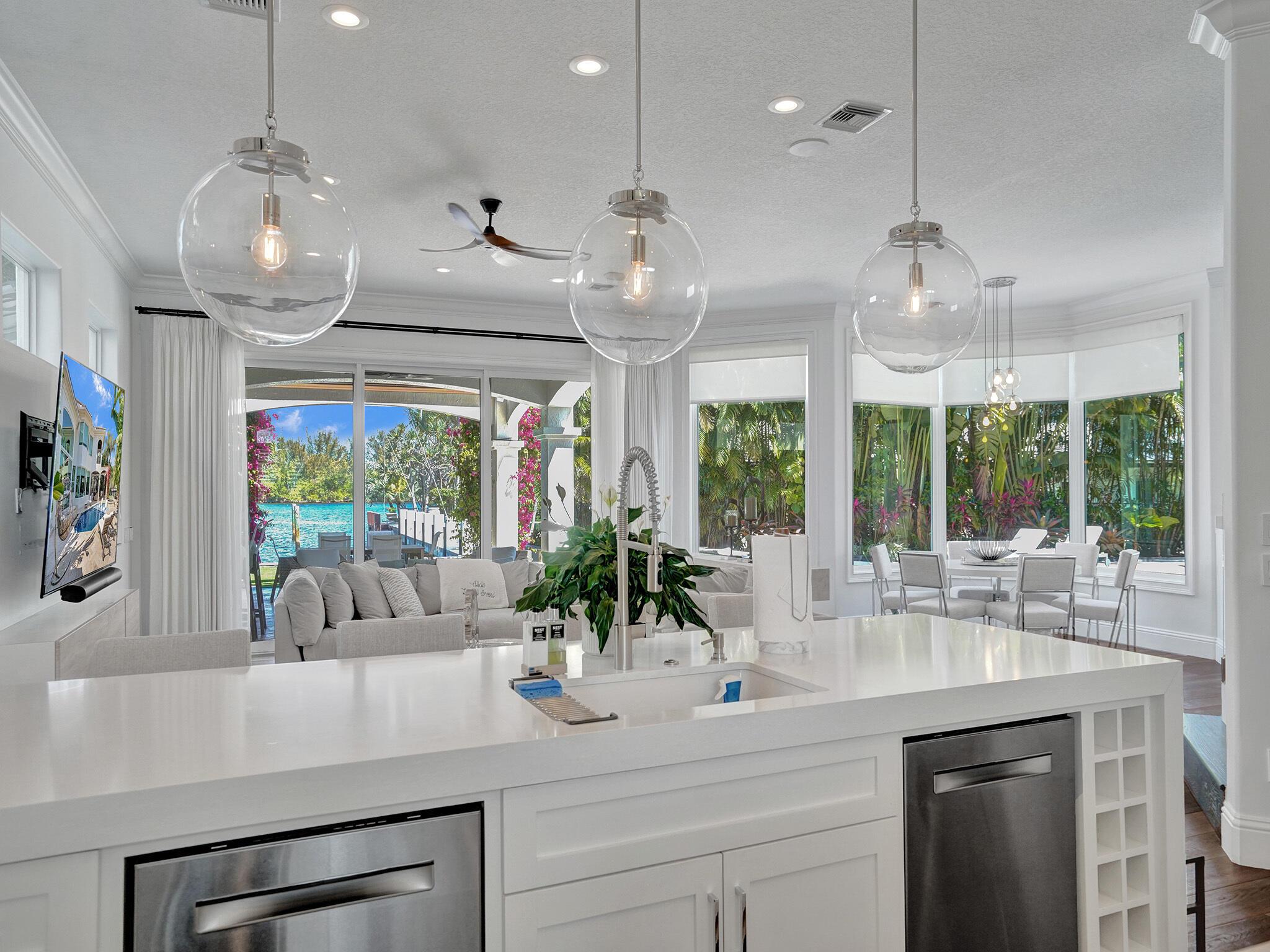 LAKE ROGERS - Residential