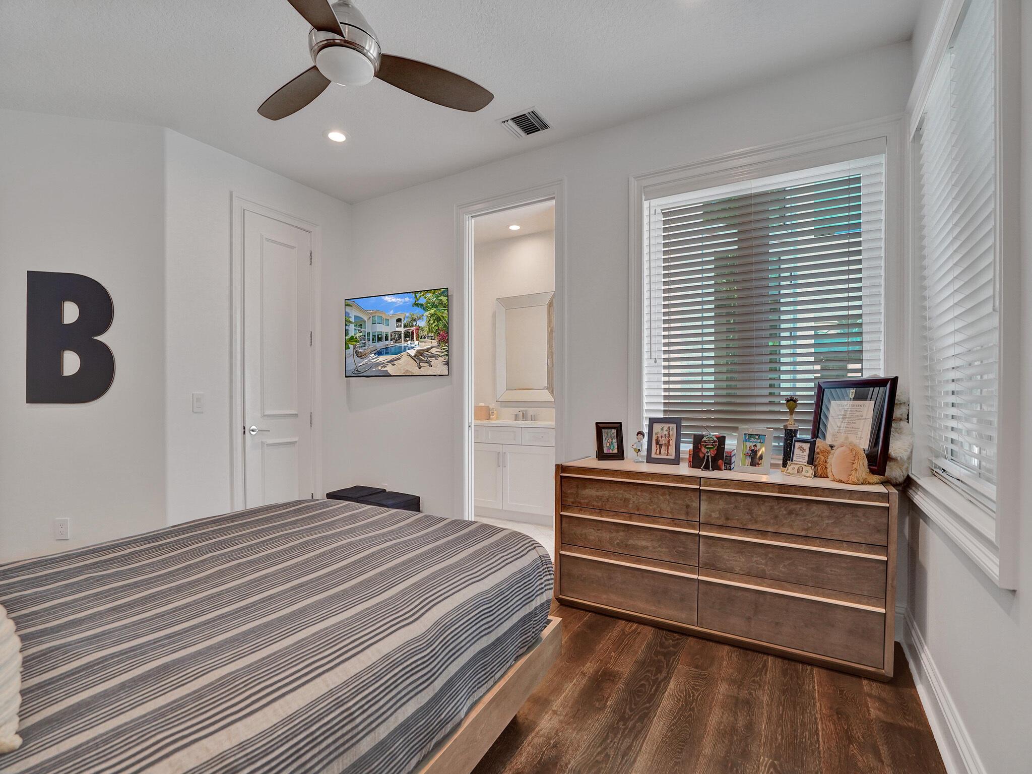 LAKE ROGERS - Residential