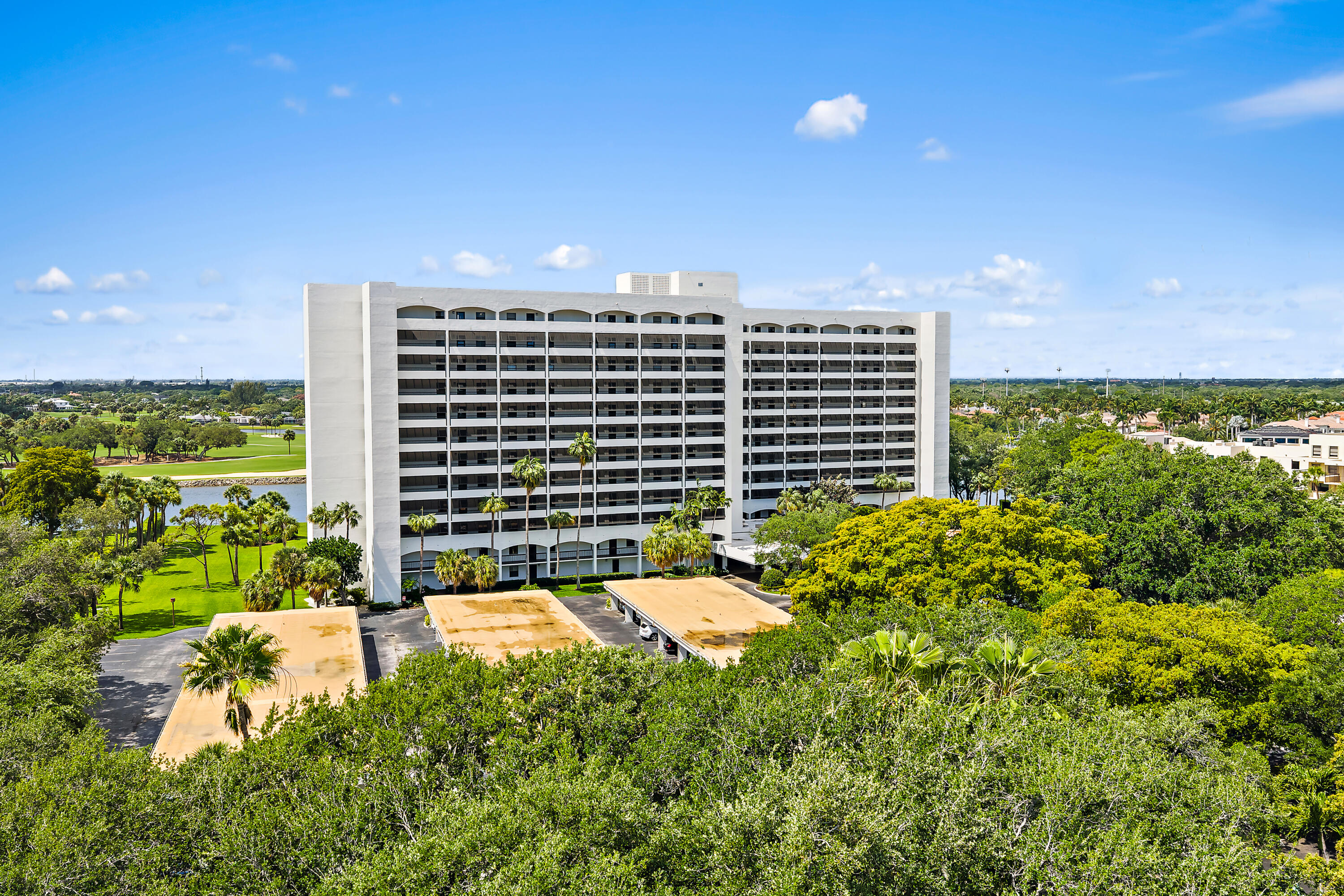 GOVERNORS POINTE CONDO - Residential