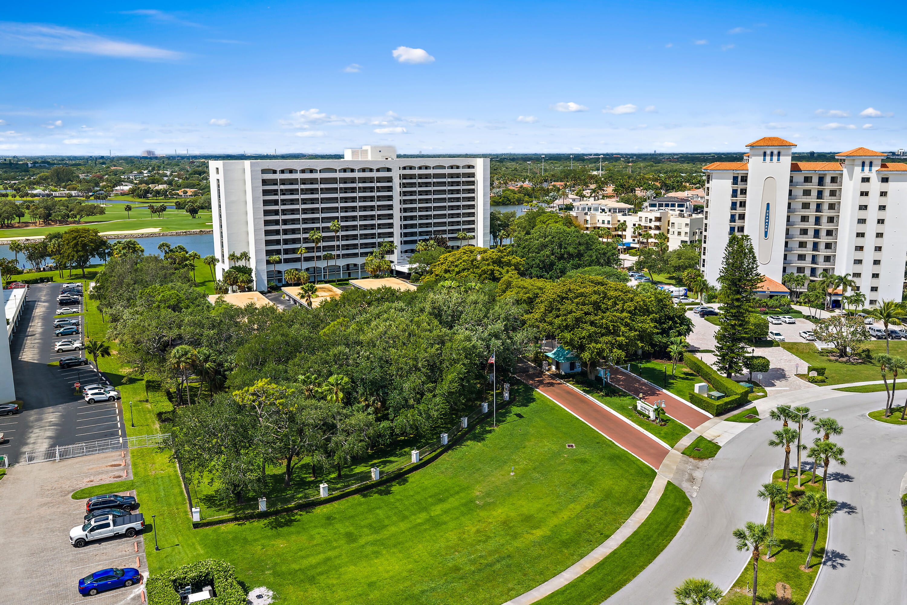 GOVERNORS POINTE CONDO - Residential