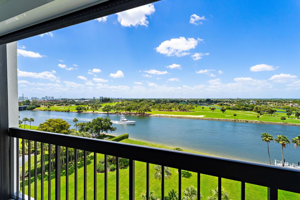 Photo of 356 Golfview Road #903, North Palm Beach, FL 33408 (MLS # B26018731)