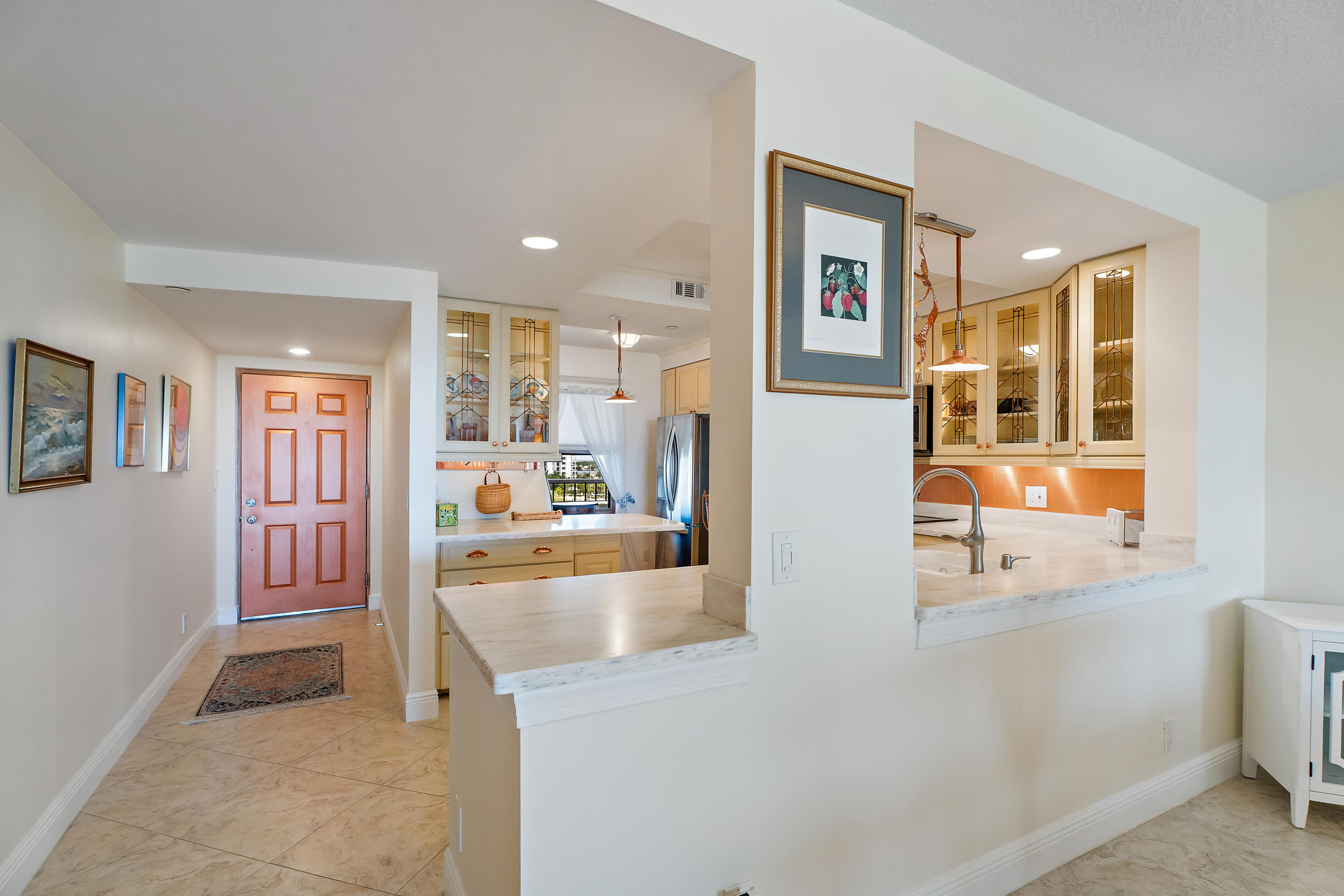 GOVERNORS POINTE CONDO - Residential