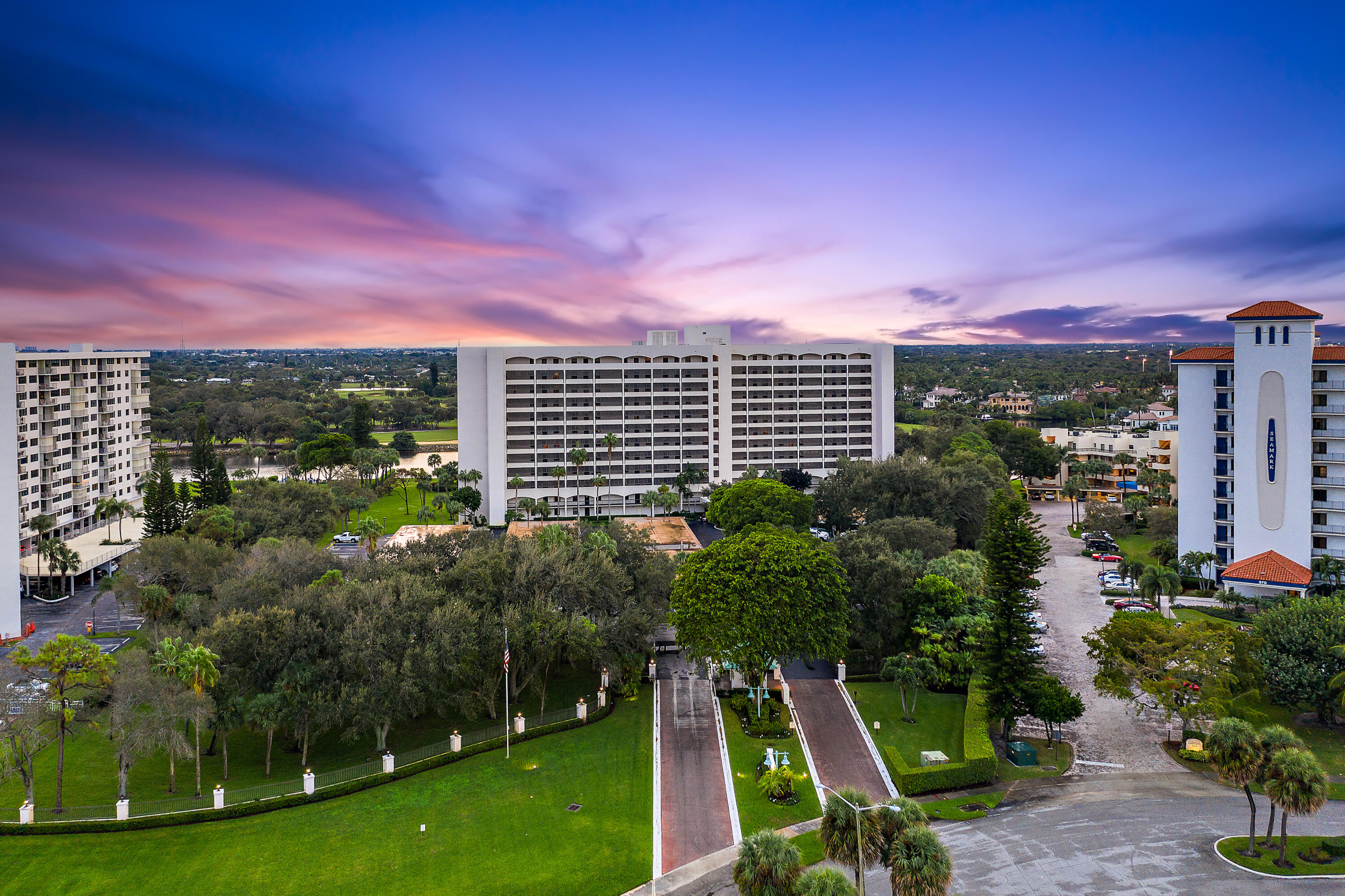 GOVERNORS POINTE CONDO - Residential