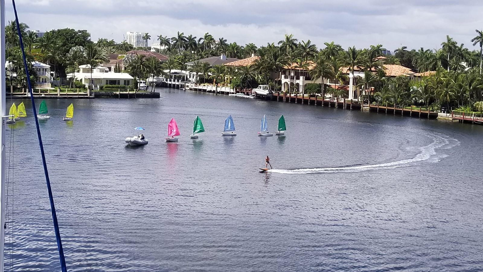 FOUR SEASONS CONDO - Residential