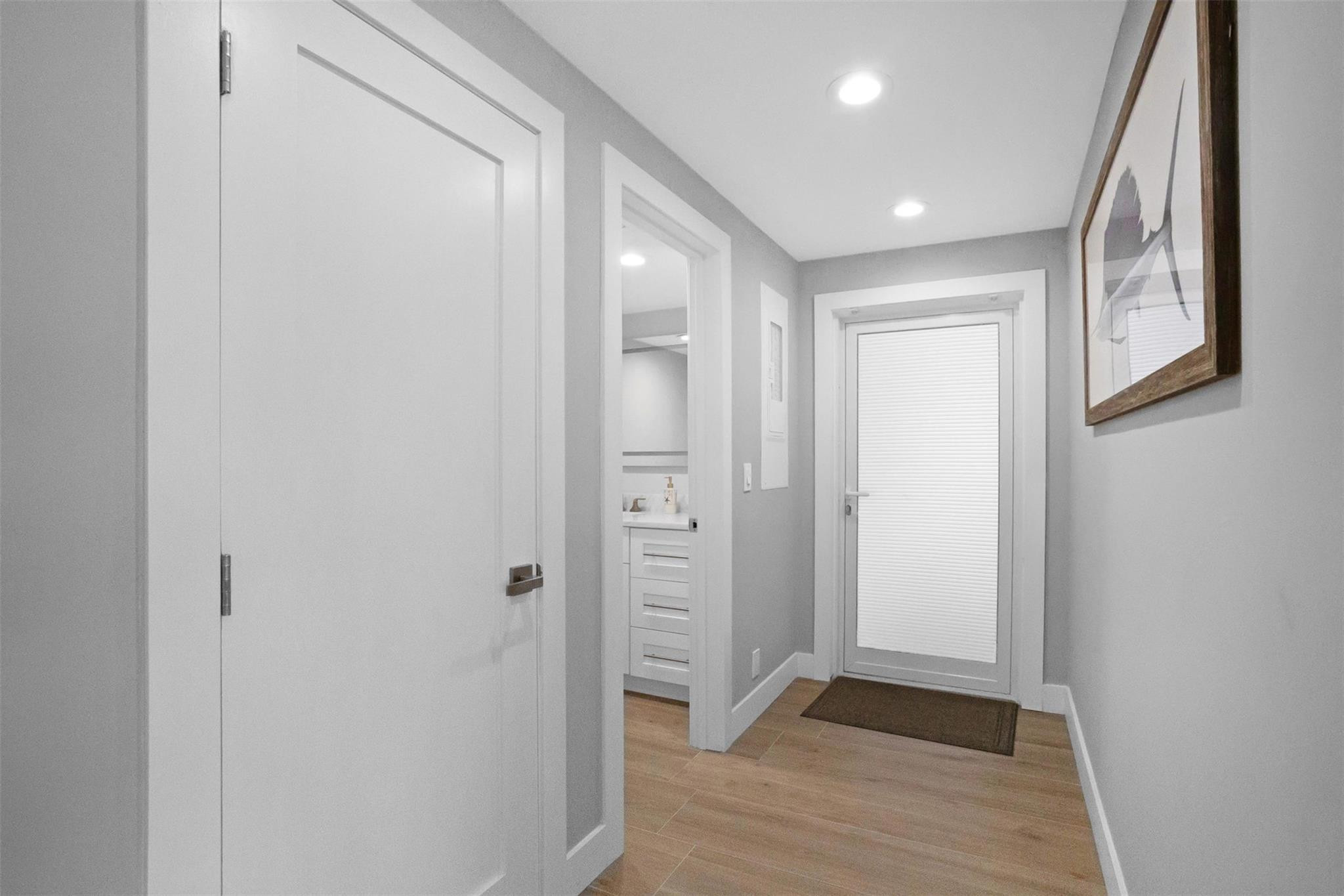 FOUR SEASONS CONDO - Residential