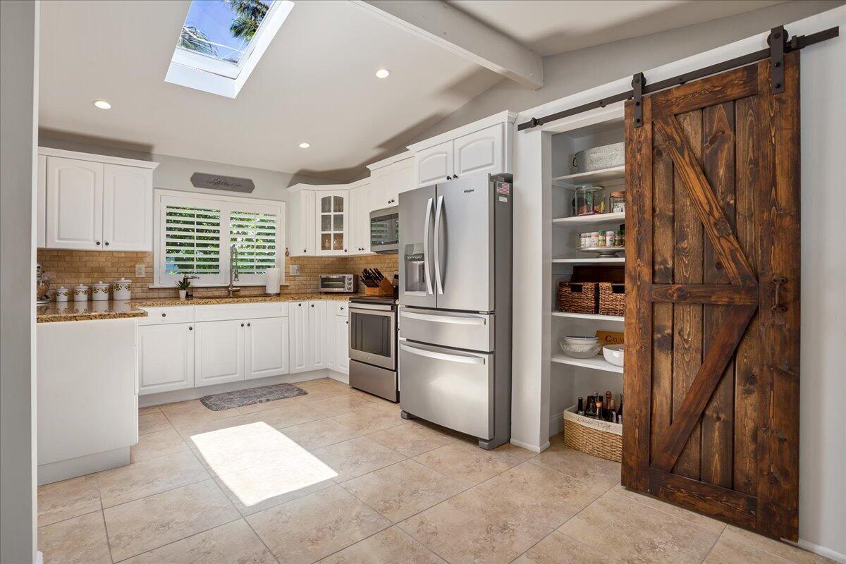 PALM BEACH FARMS CO 10 - Residential Lease