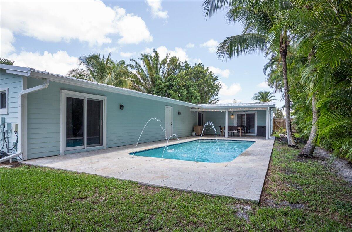 PALM BEACH FARMS CO 10 - Residential Lease