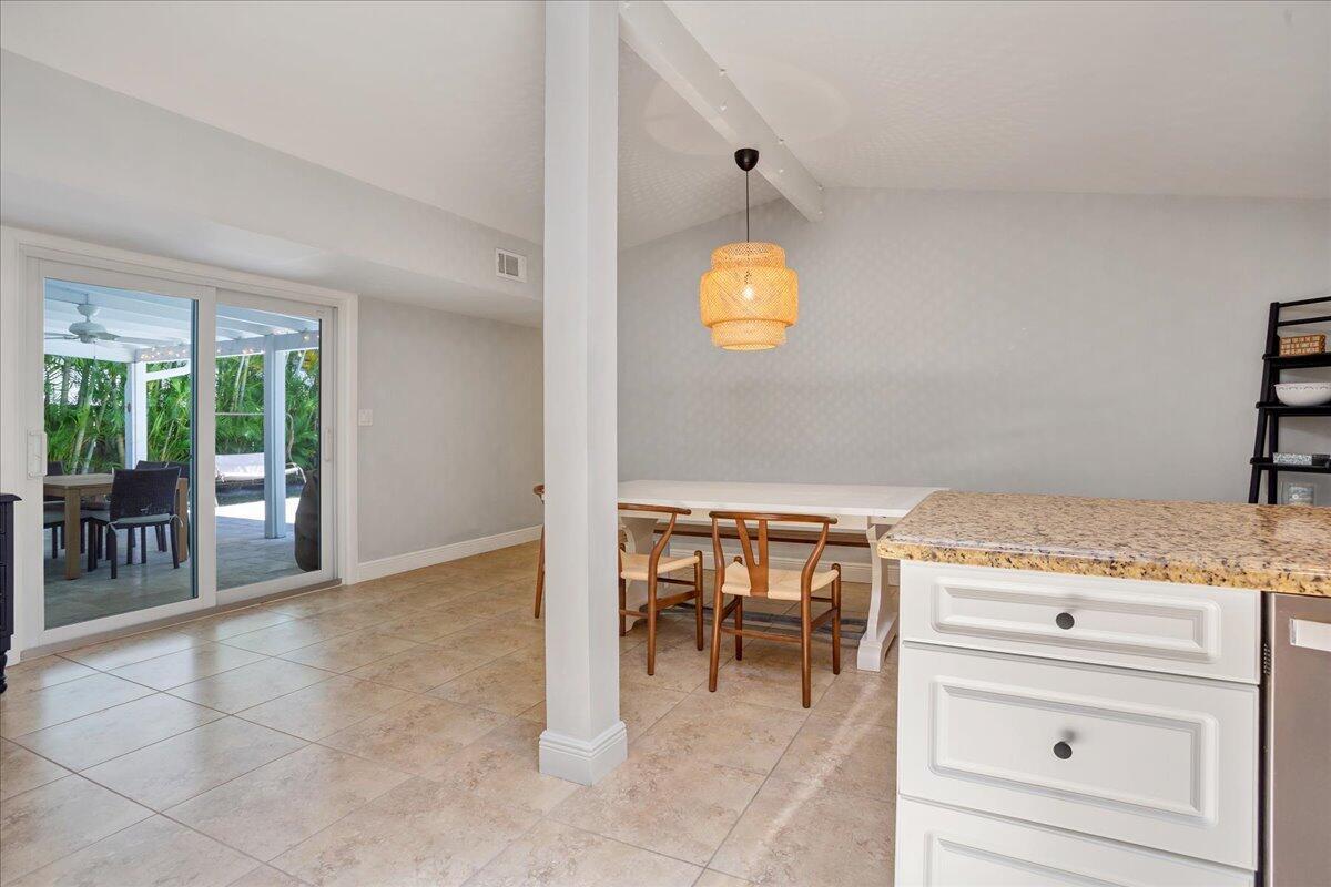 PALM BEACH FARMS CO 10 - Residential Lease