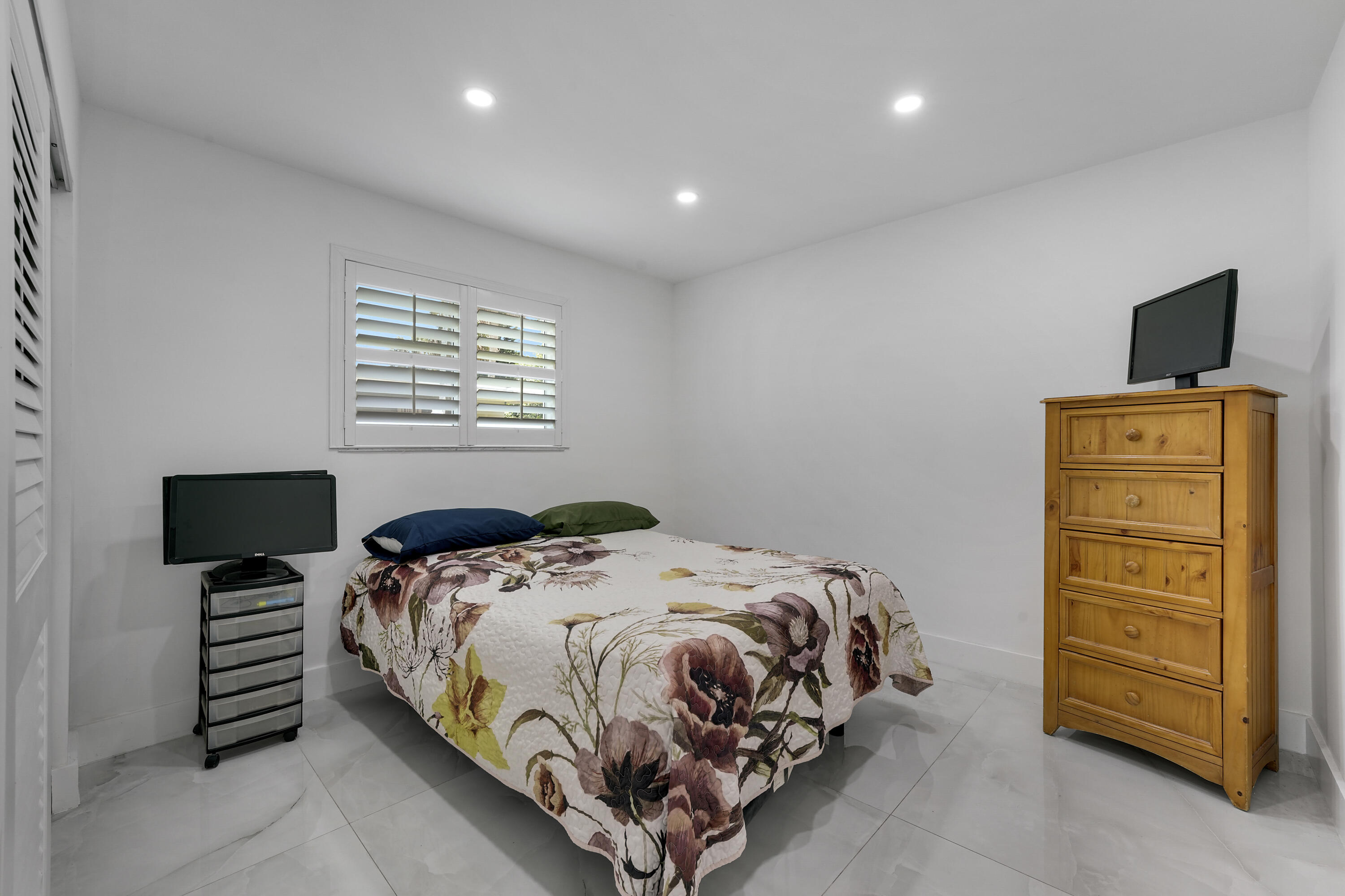 MANGO GARDENS - Residential