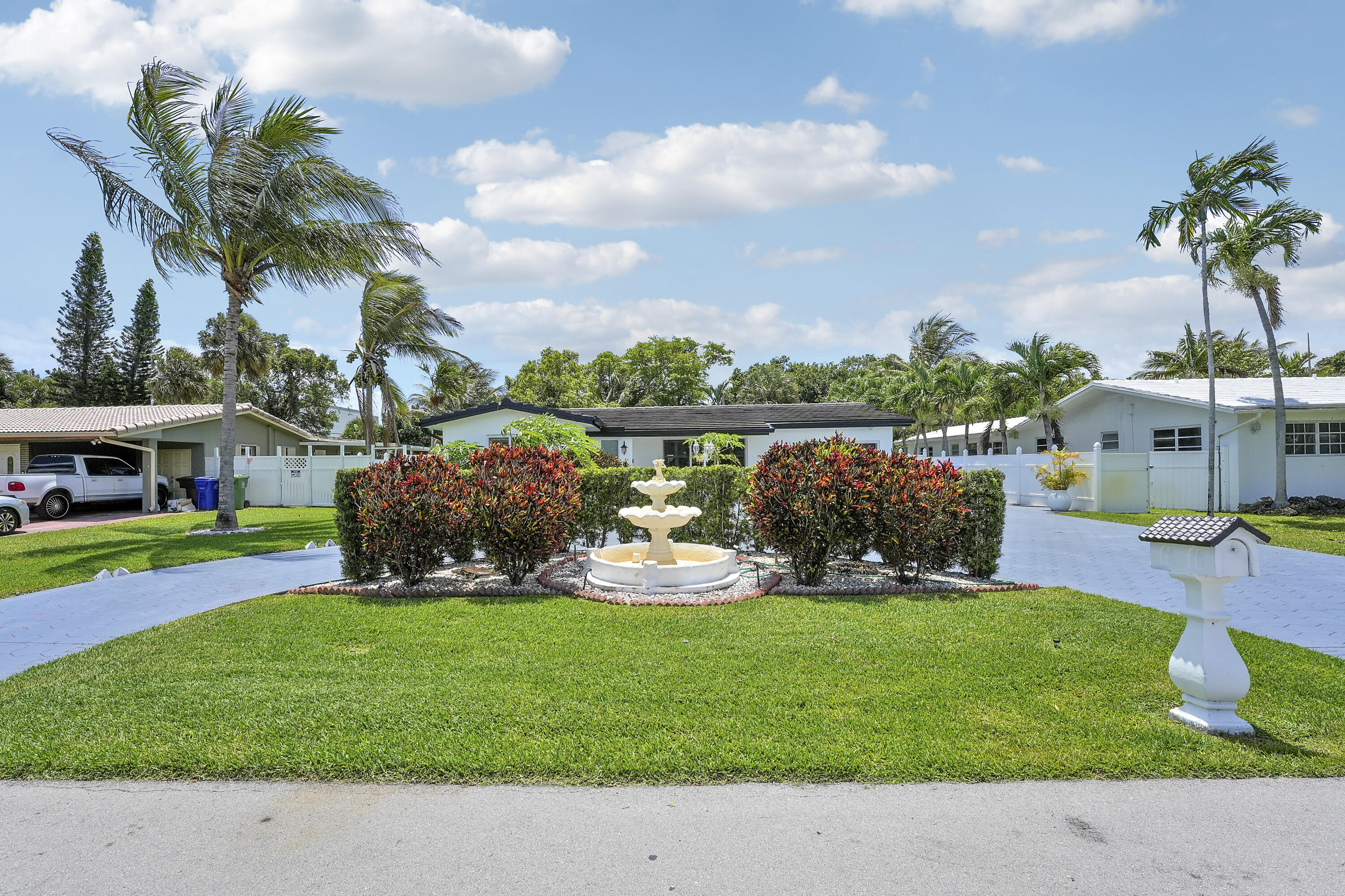 MANGO GARDENS - Residential