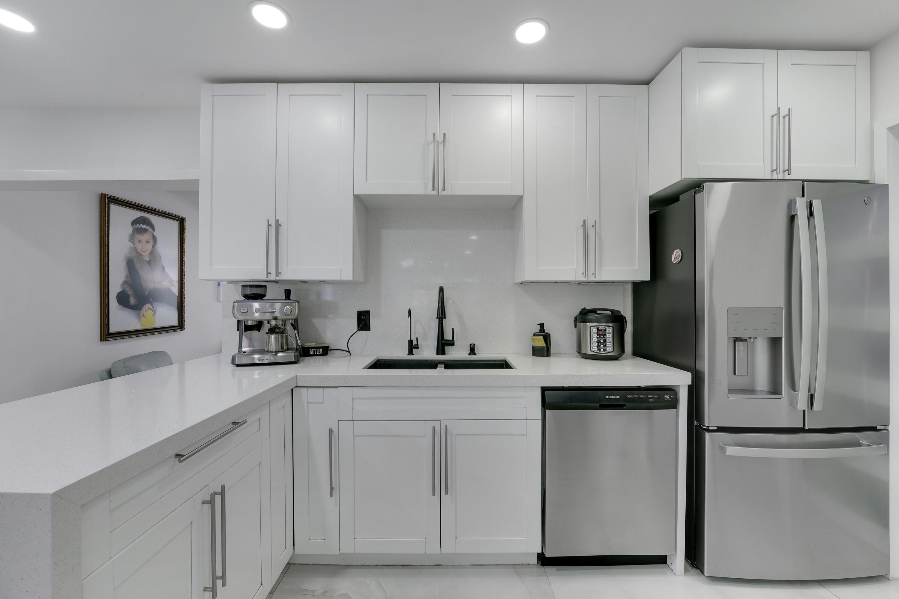 MANGO GARDENS - Residential