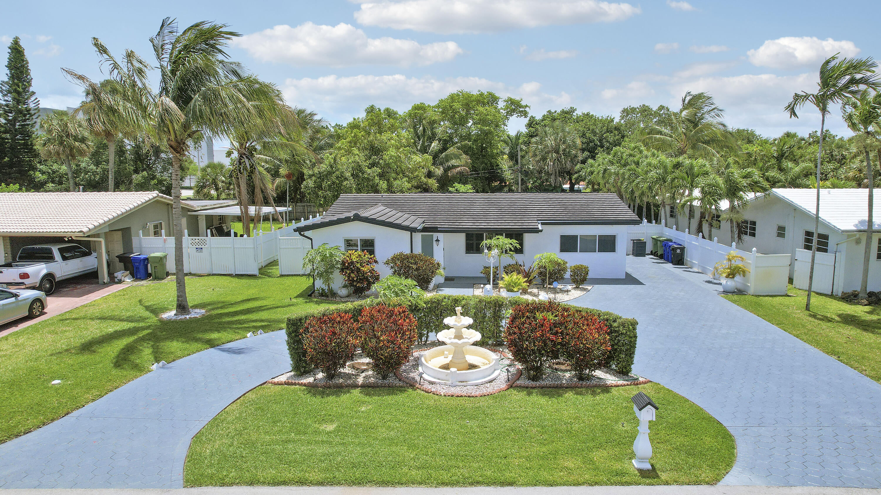 MANGO GARDENS - Residential