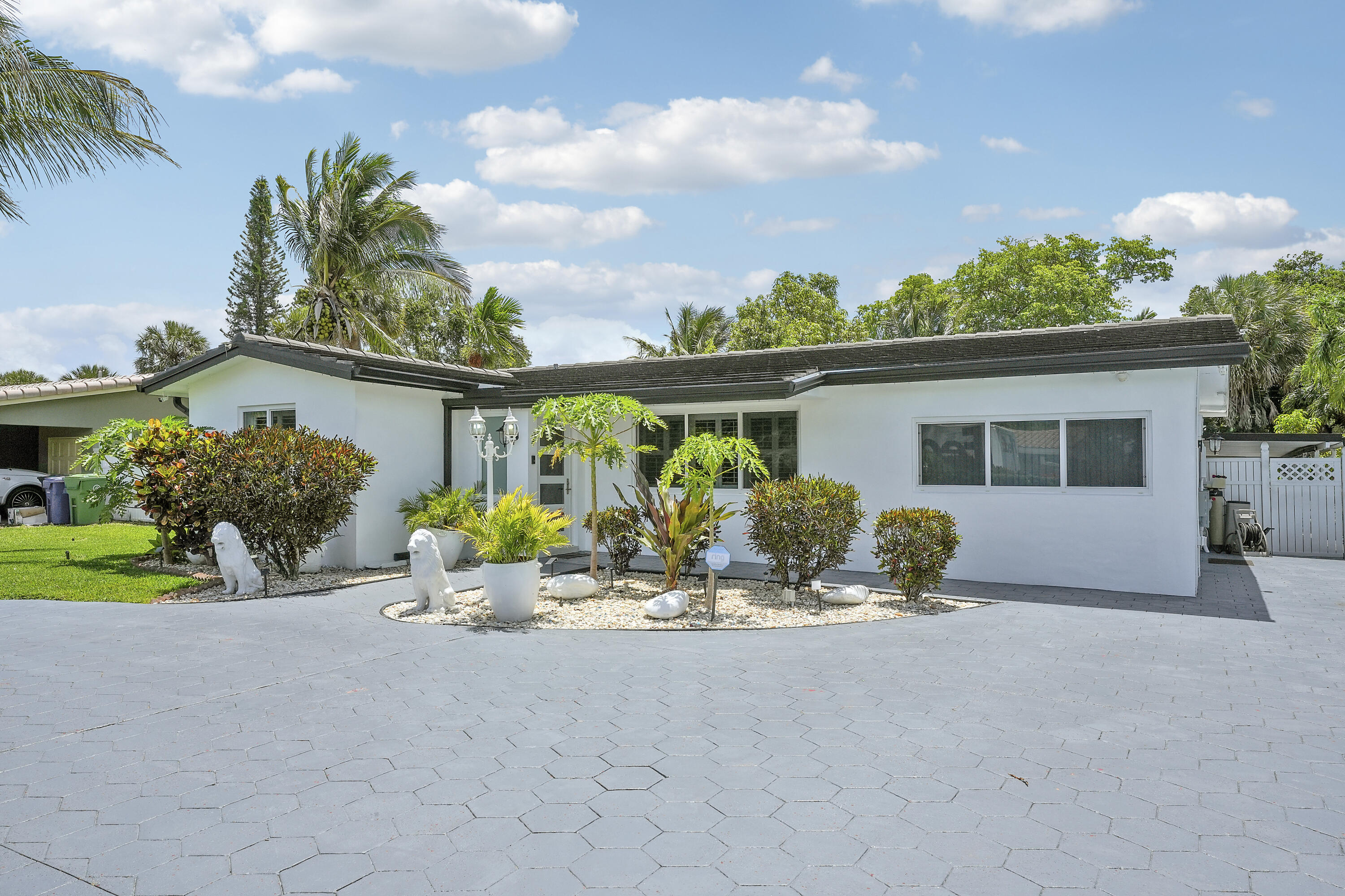 MANGO GARDENS - Residential