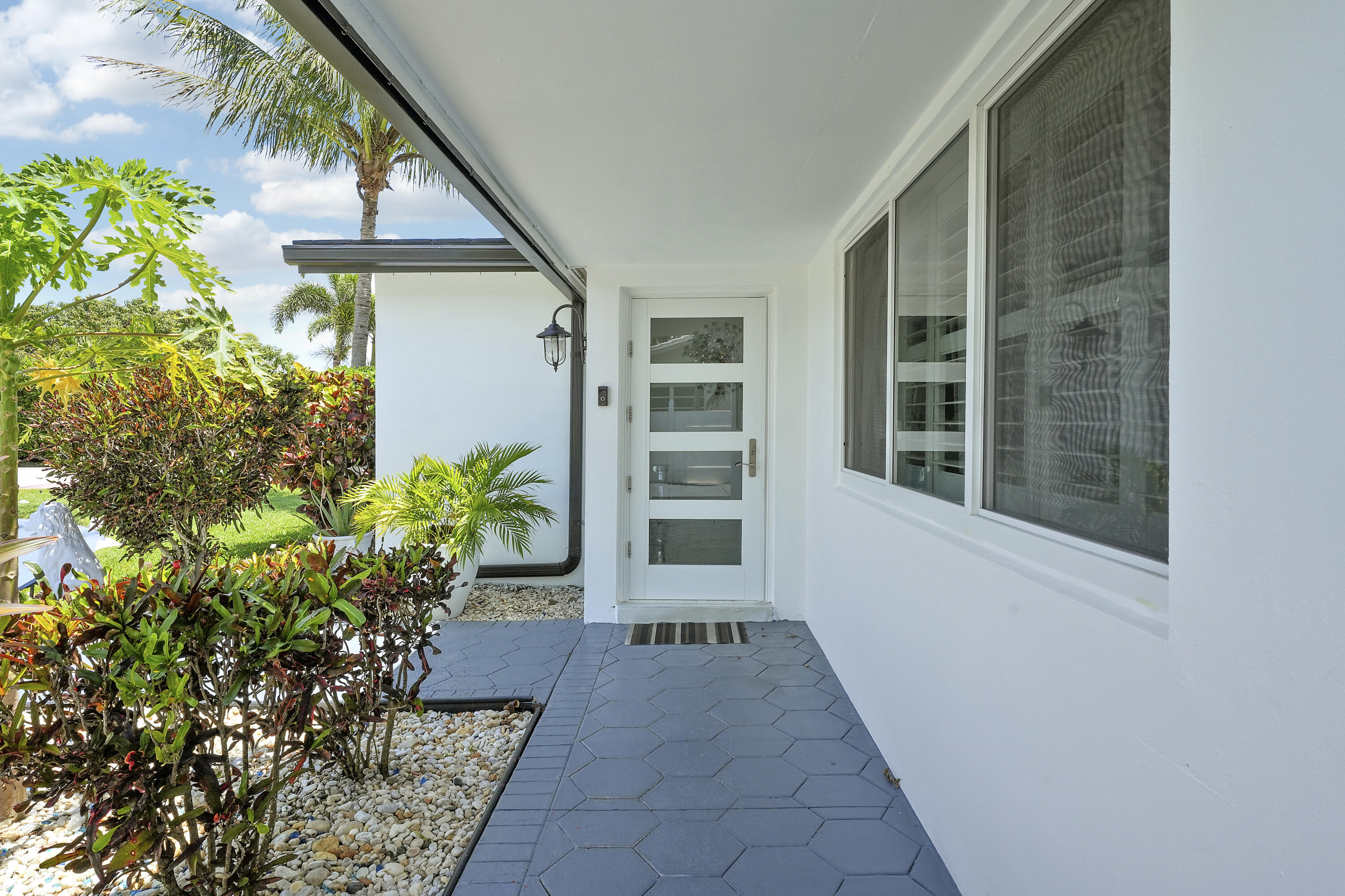 MANGO GARDENS - Residential