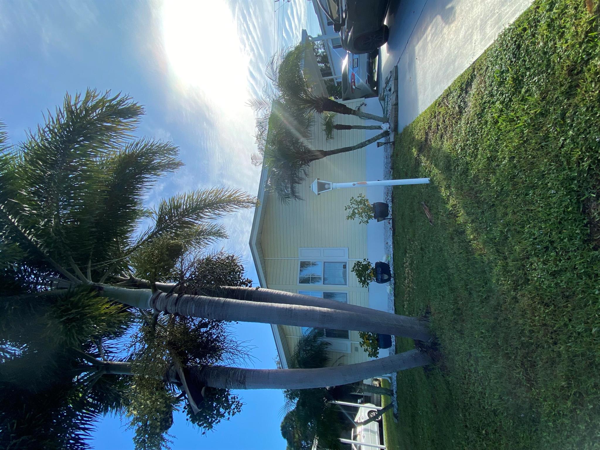 436 Tropical Isles Circle