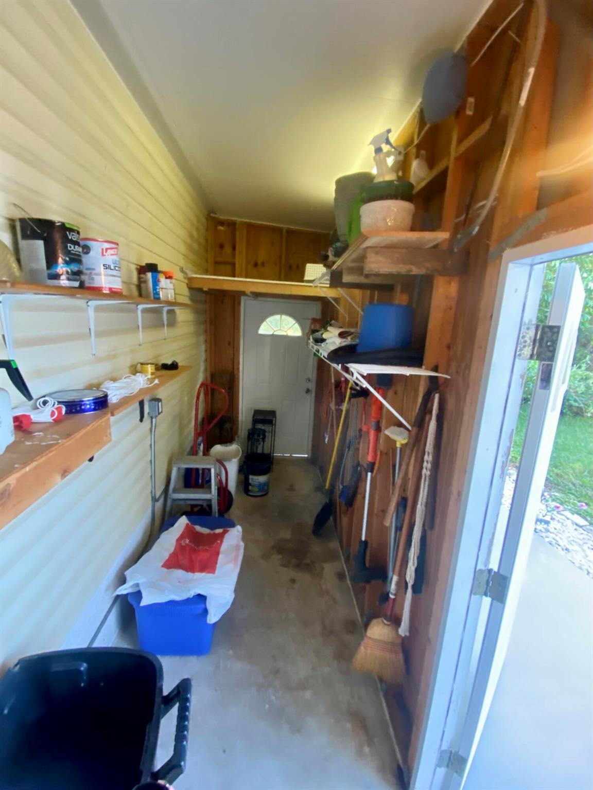 Tropical Isles - Residential