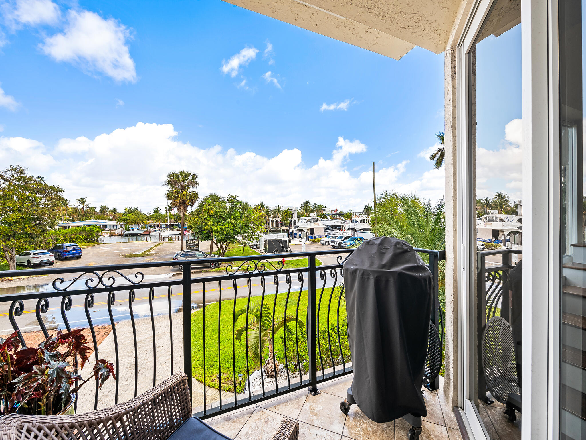 LIGHTHOUSE POINT 2ND SEC - Residential