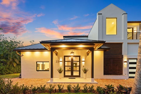 Tiny photo for 23 COCONUT Lane, Ocean Ridge, FL 33435 (MLS # B26062644)