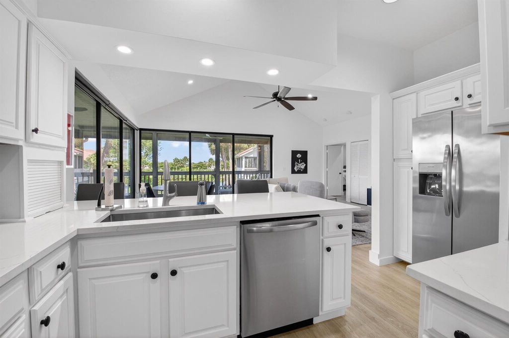 Photo of 19349 Sabal Lake Drive #5046, Boca Raton, FL 33434 (MLS # R11102178)