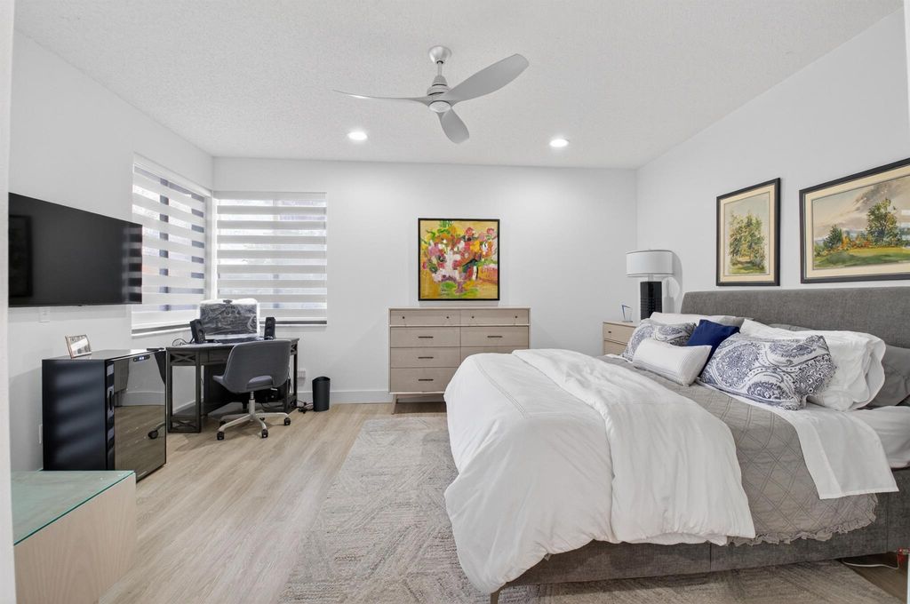 Photo of 19349 Sabal Lake Drive #5046, Boca Raton, FL 33434 (MLS # R11102178)