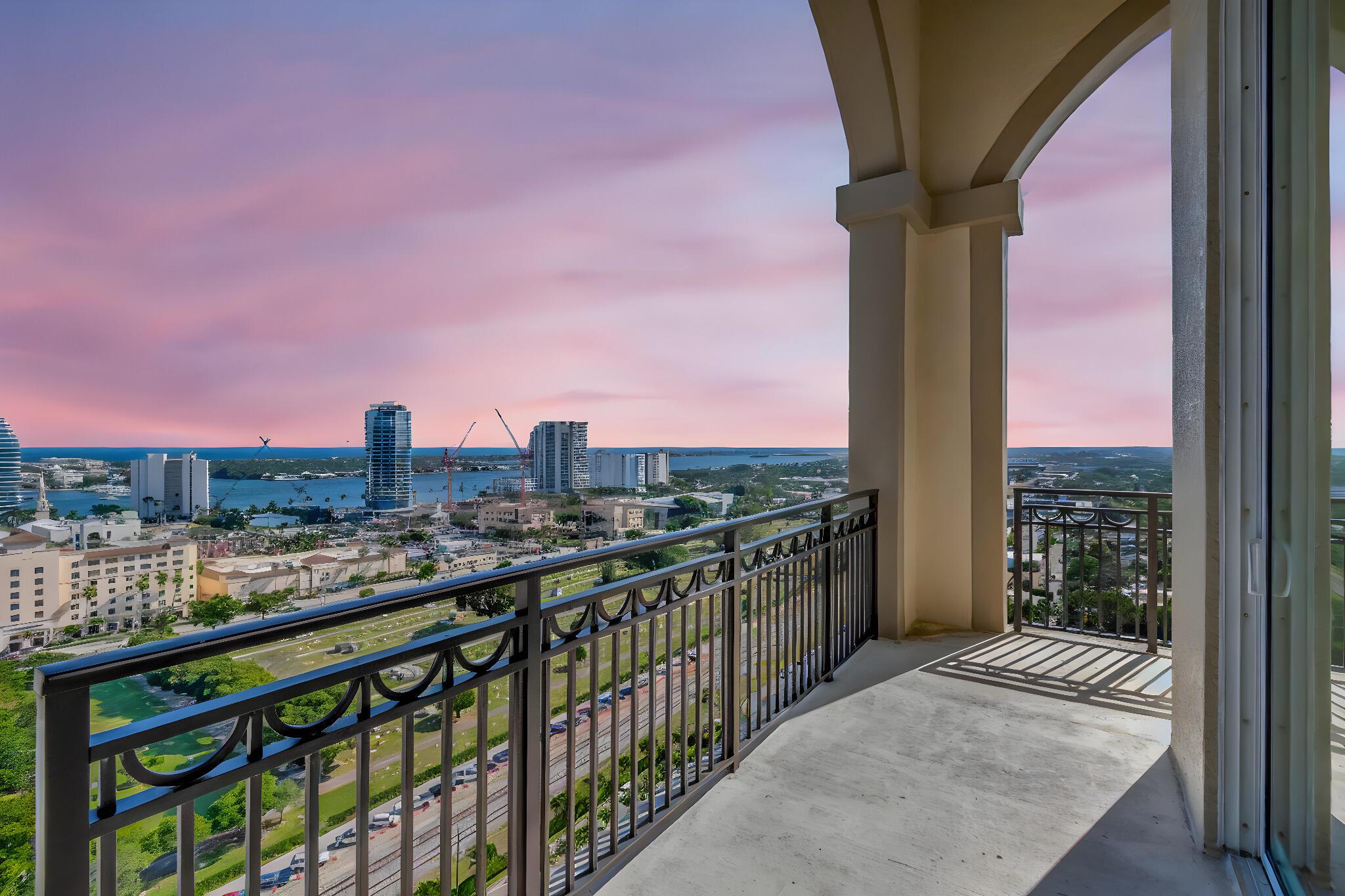 550 Okeechobee Boulevard Uph-23