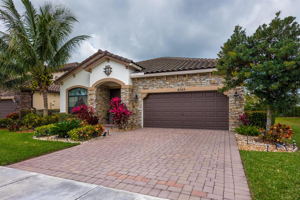 GULFSTREAM PRESERVE - Residential