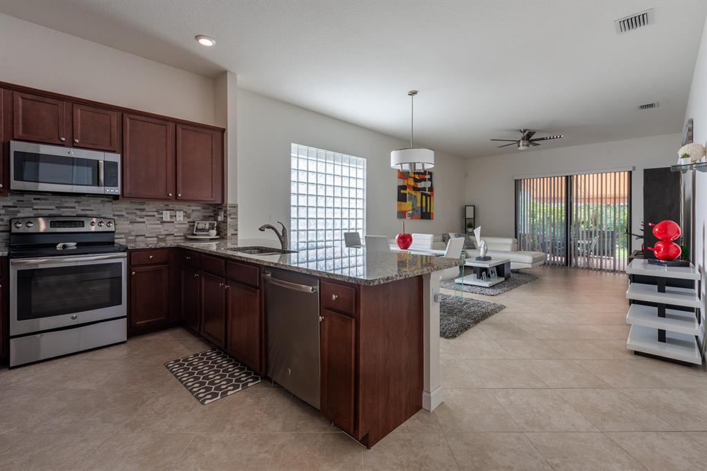 GULFSTREAM PRESERVE - Residential