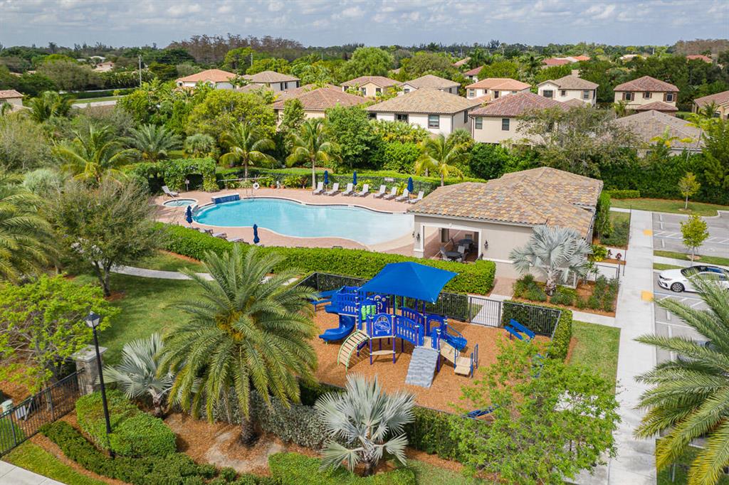 GULFSTREAM PRESERVE - Residential